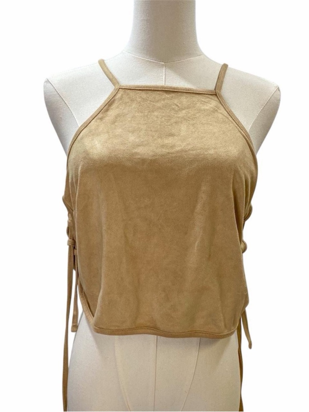🚀LAST CALL🚀Tan crop top
